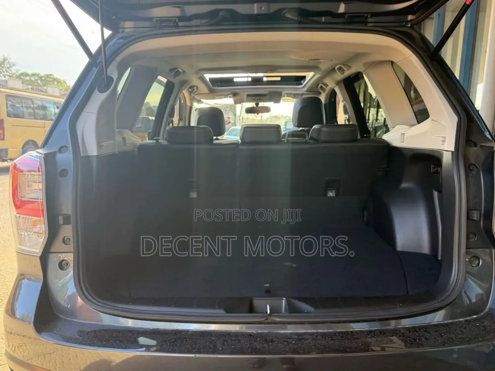 Subaru Forester 2.0XT Touring AWD 2018 Black