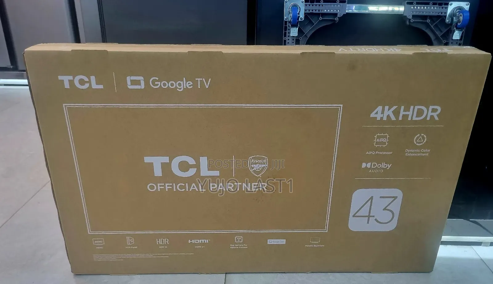 TCL 43′′ V6d HDR Google Smart Frameless Tv