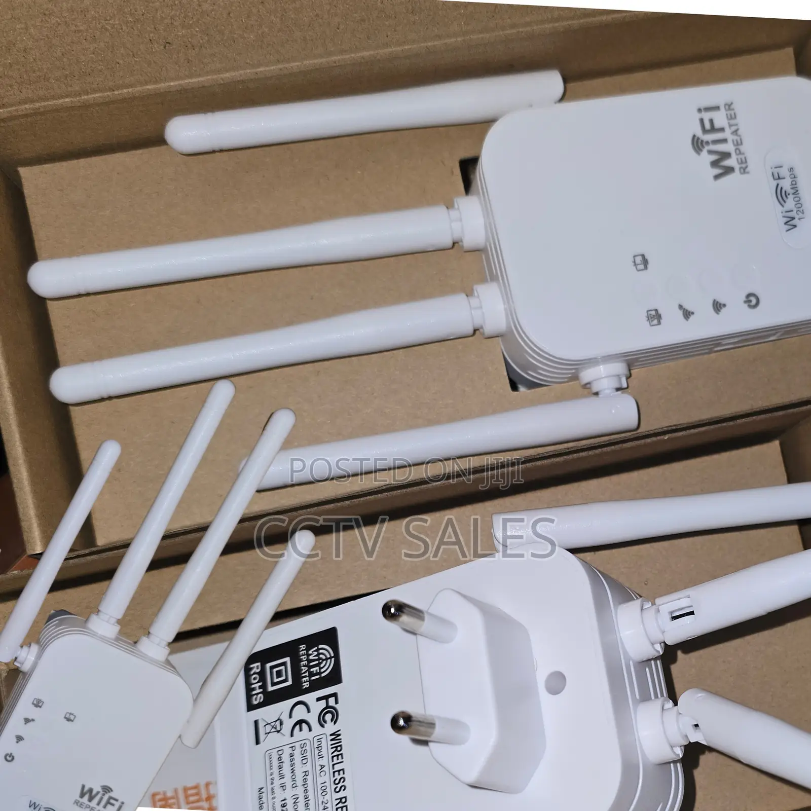 Wall Pass Wi-Fi Repeater 1200mbps Wide Area Wifi Extender