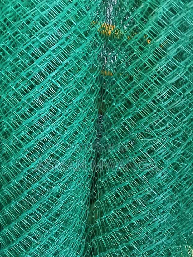 PVC Coated Mesh Wire Medium Gauge 12.5g 2.5mm