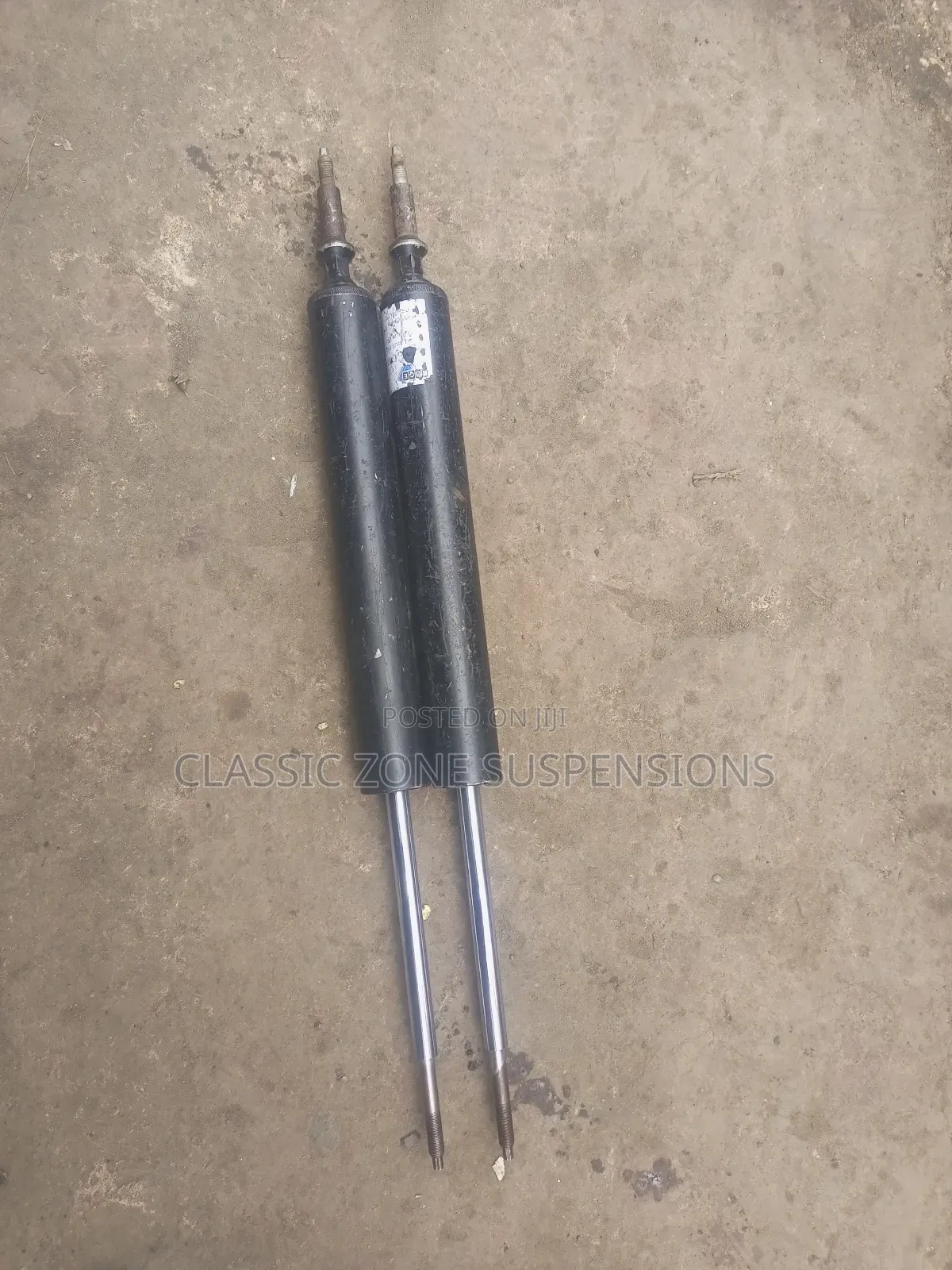 BMW 318i Back Shocks.