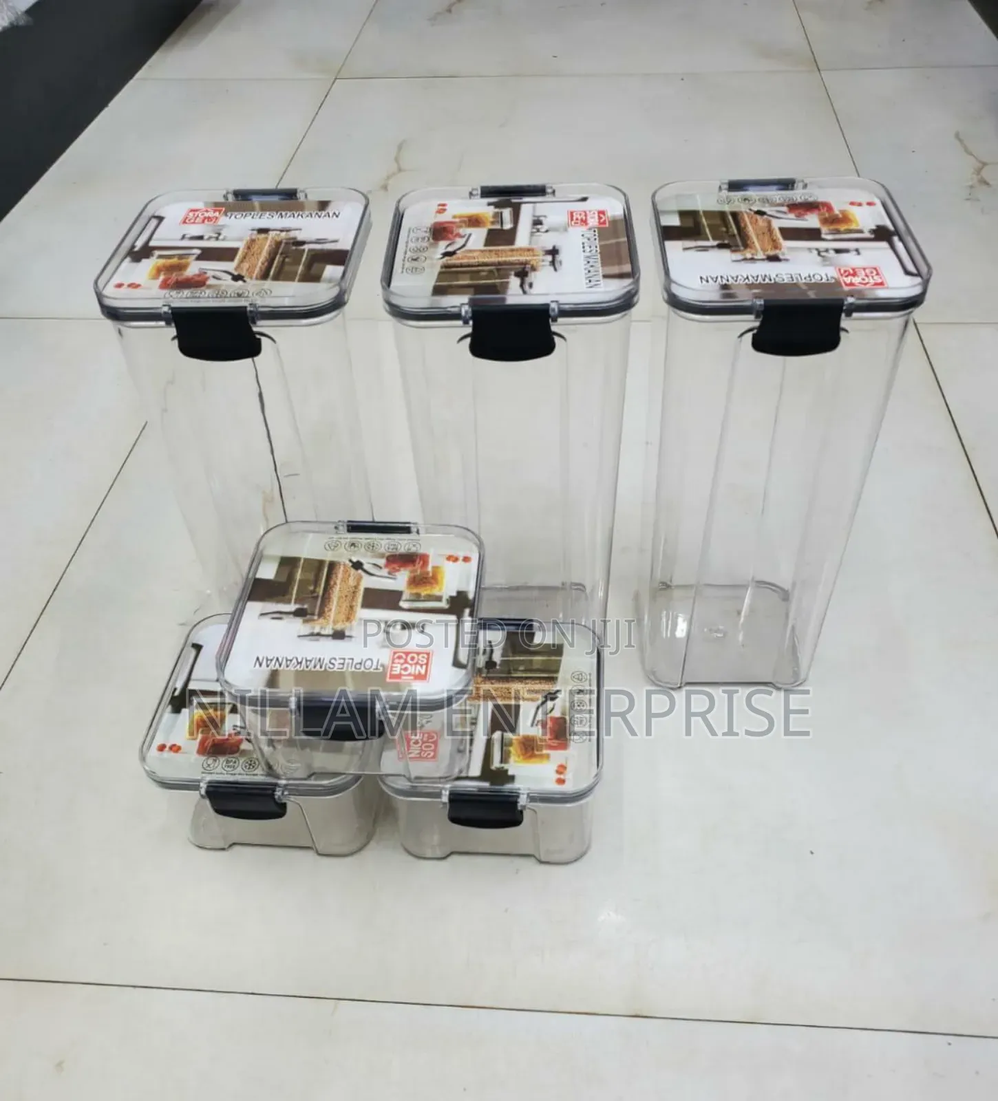 Acyric Storage Containers