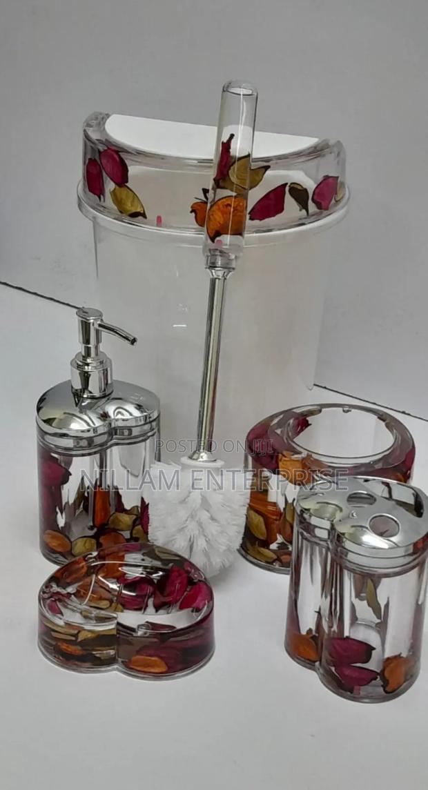 6 in 1 Bathroom Set - main view
