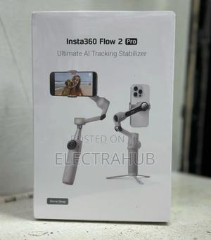 Insta360 Flow 2 Pro Smartphone Stabilizer New Sealed - thumbnail 2
