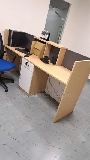 2.0m Reception Desk