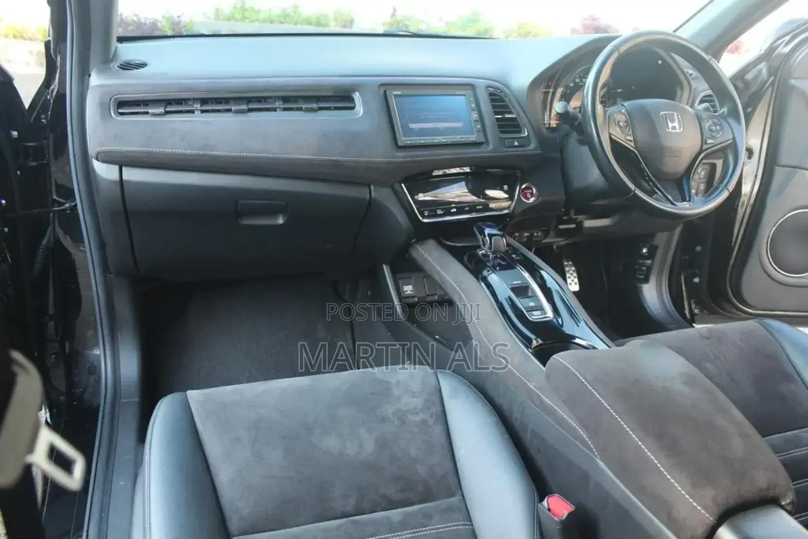 Honda Vezel 1.5 Hybrid 2WD 2018 Black