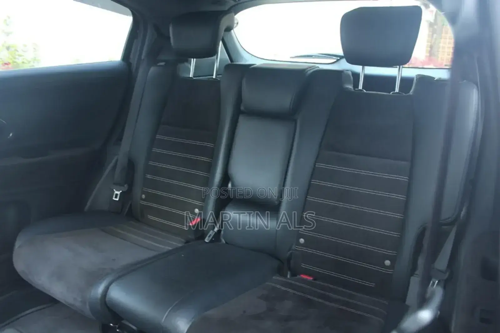 Honda Vezel 1.5 Hybrid 2WD 2018 Black