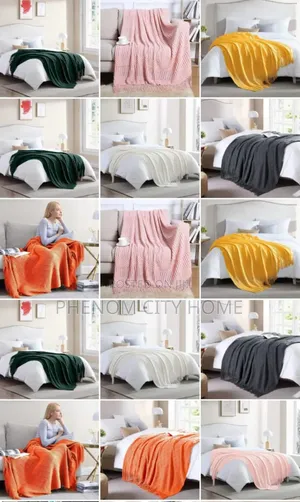 Premium High Quality Knitted Throwblankets Available