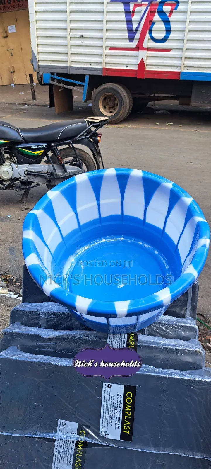 Big Plastic Laundry Basin