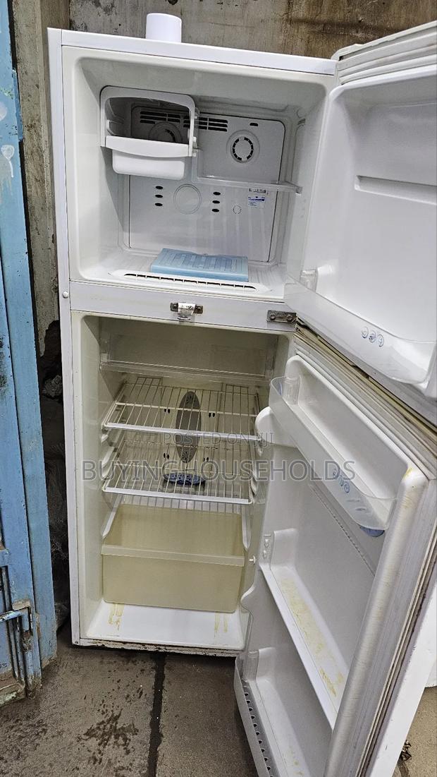 Lg 230l No Frost Fridge - thumbnail 3
