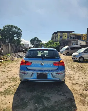 BMW 118i 2019 Blue