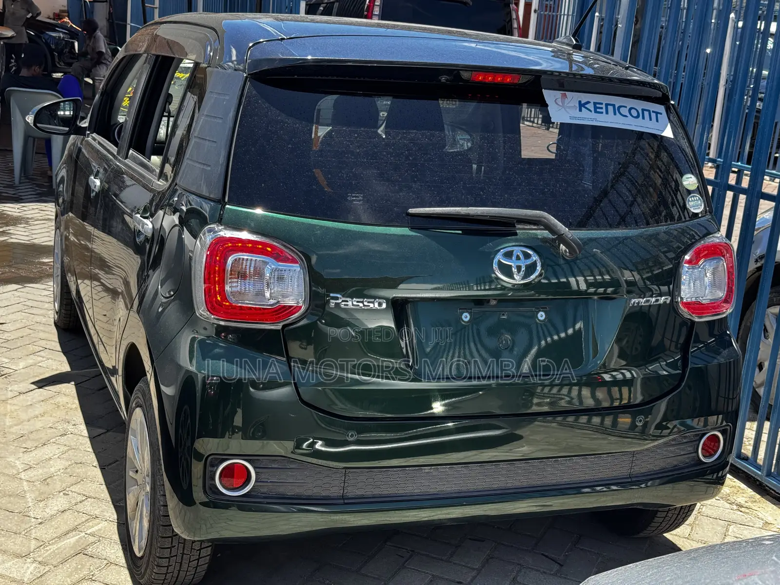 Toyota Passo 2018 Green