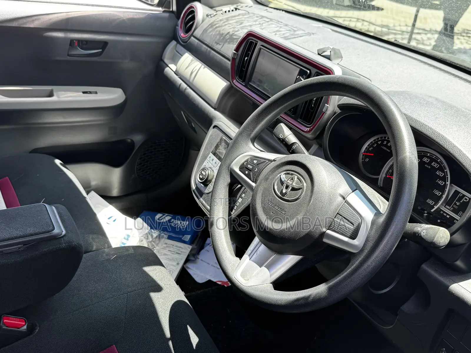 Toyota Passo 2018 Green