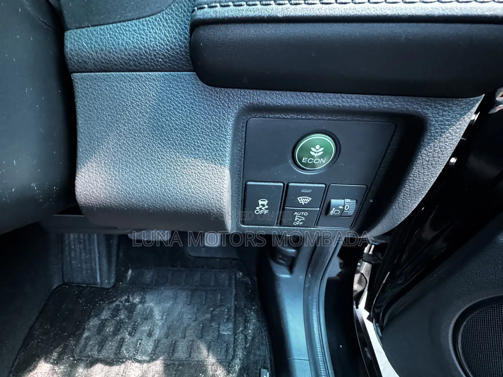Honda Vezel 2018 Black