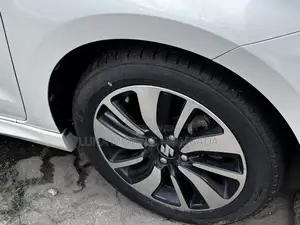 Suzuki Swift 2018 White