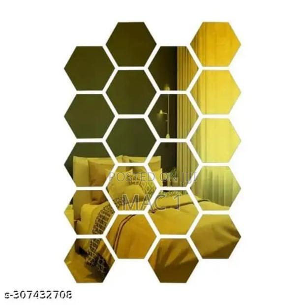 Hexagonal Acrylic Mirrors - thumbnail 2