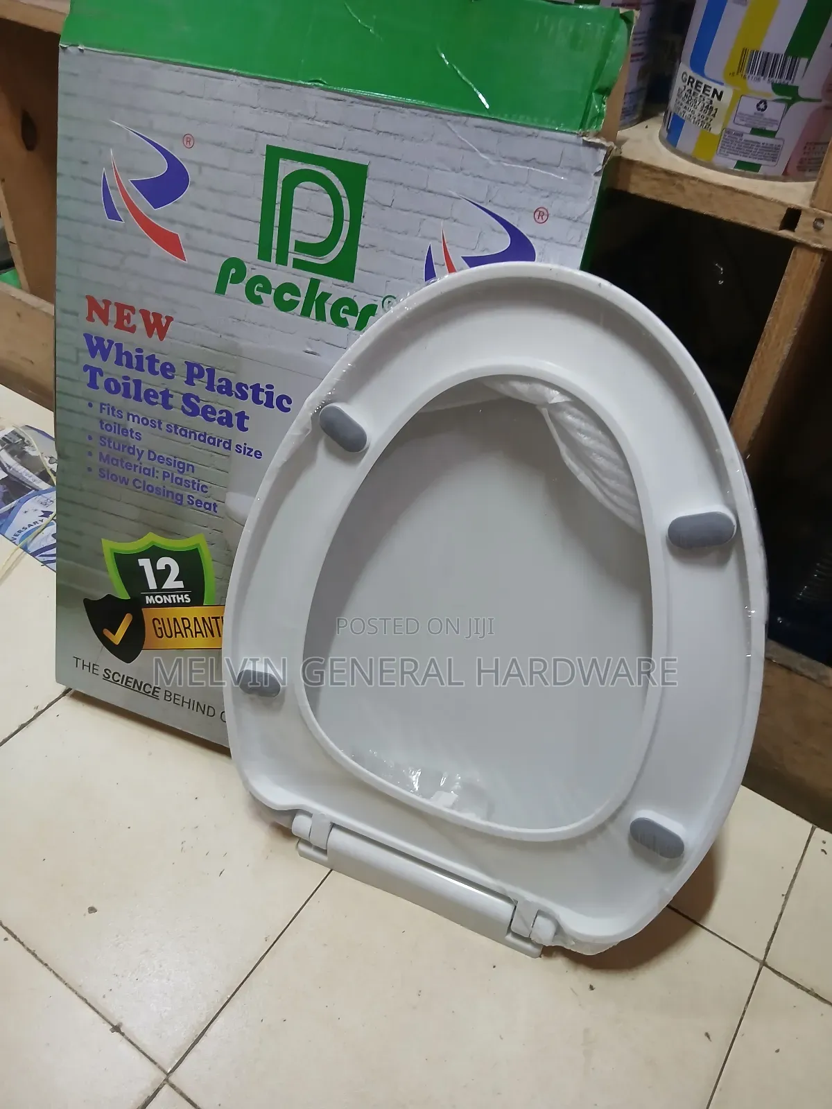 New White Slow Closing Toilet Seat Cover