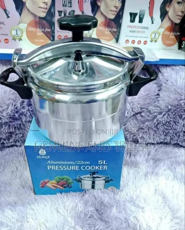 Nunix 7l Pressure Cooker
