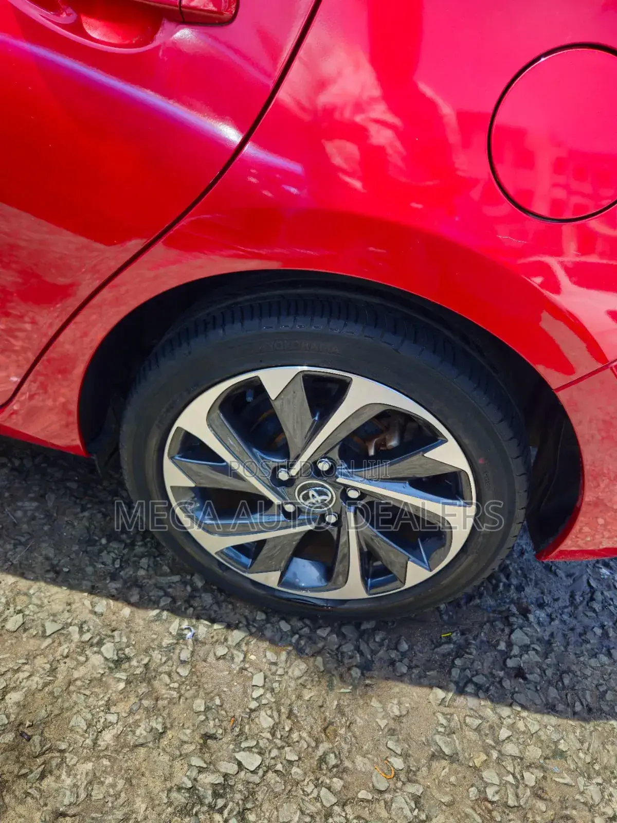 Toyota Auris 2018 Red