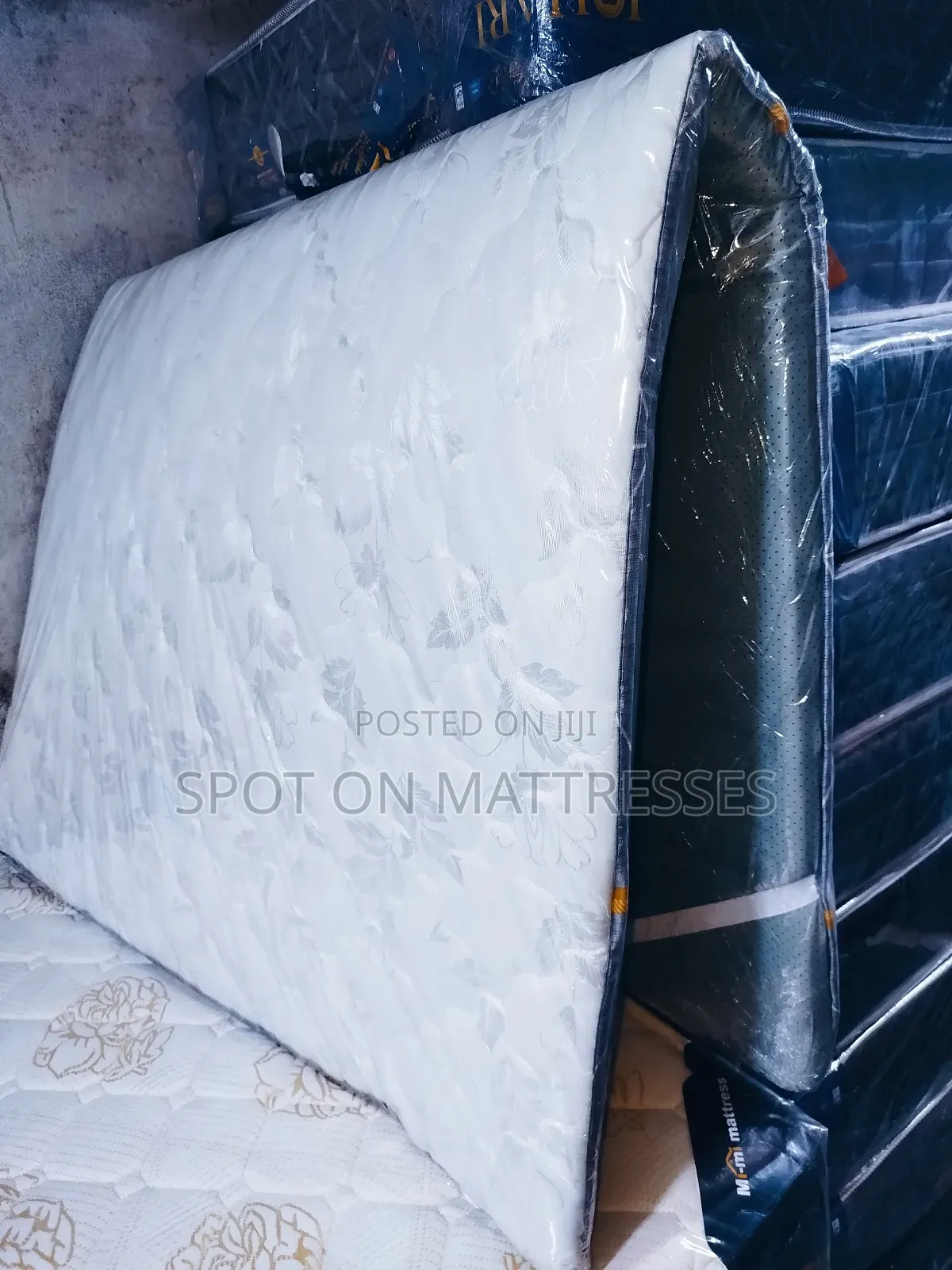 Special Offer! Buy 1 4×6 Spring Mattress Get 1 Free Topper.