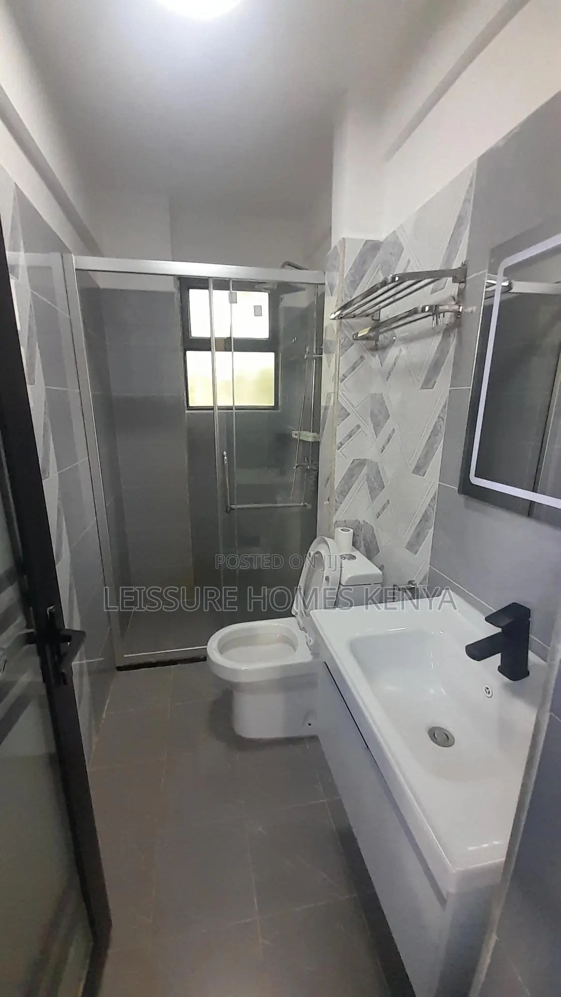 2bdrm Apartment in Valley Arcade for rent