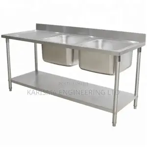 Double Sink With an Undershelf