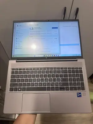 Laptop HP ZBook Firefly G8 32GB Intel Core I7 SSD 1T