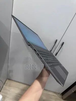 Laptop HP ZBook Firefly G8 32GB Intel Core I7 SSD 1T