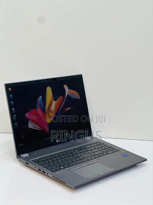 Laptop HP ZBook Firefly G8 32GB Intel Core i9 SSD 512GB