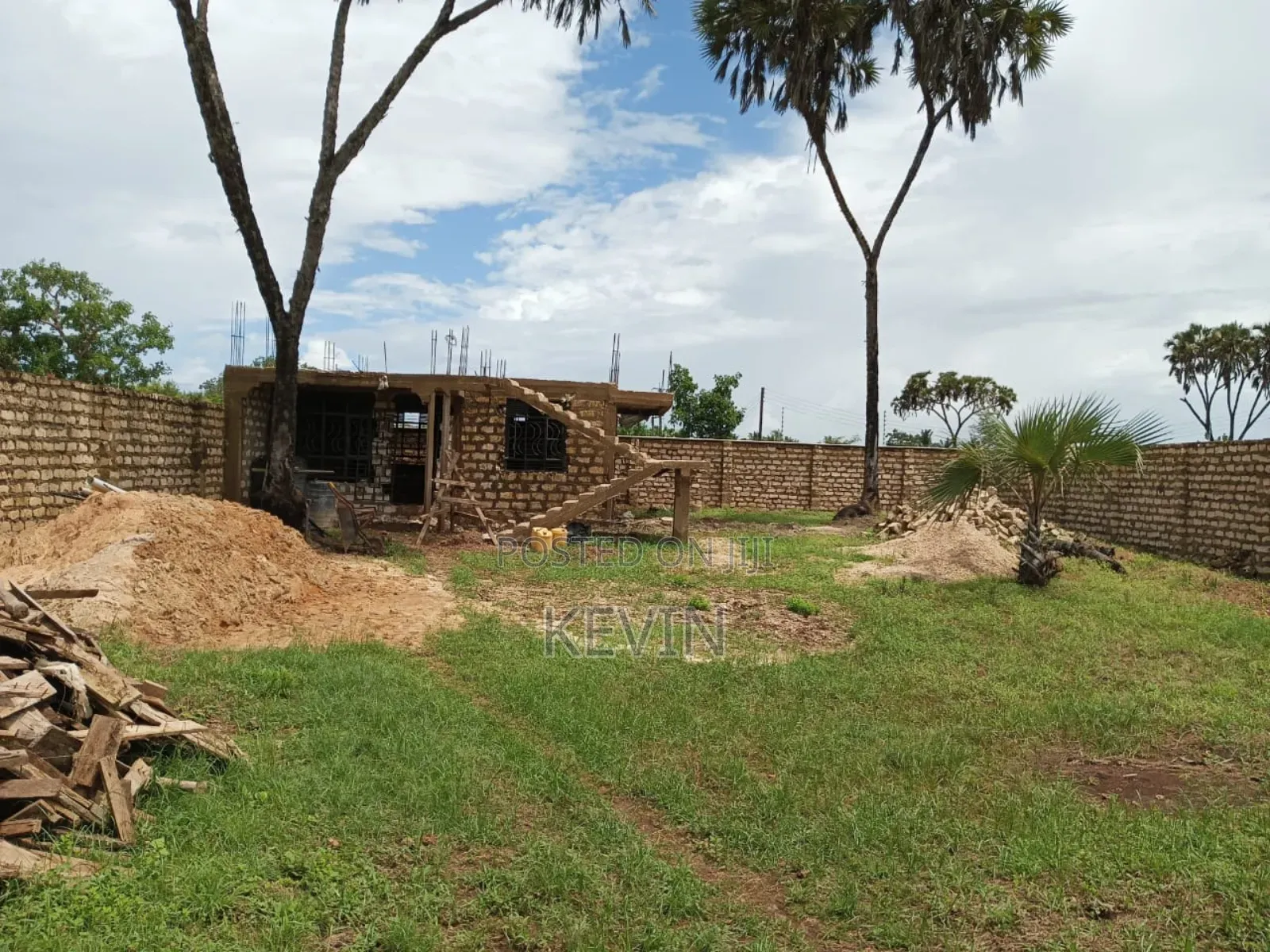 Plot and Incomplete House for Sale