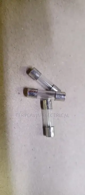 F 250v Fuses With Different Amps