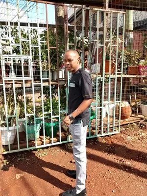 Am Requesting for Housekeeping and Cleaner Am Hardworking