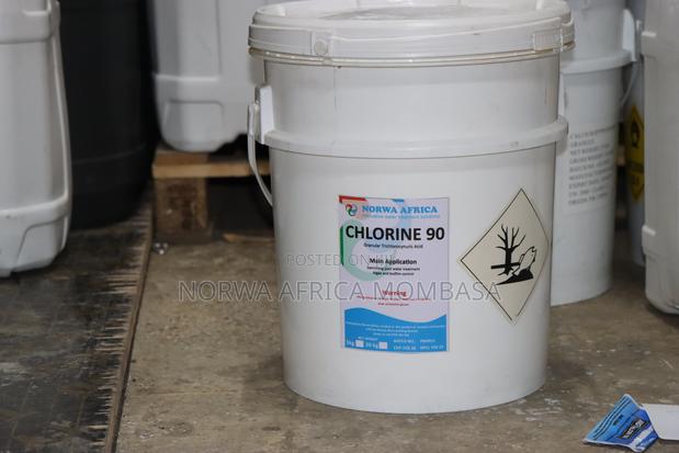 Chlorine 90% - thumbnail 2