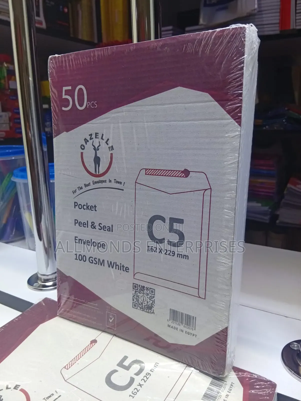 A Packet of Gazelle C5/A5 Peel Seel White Envelope- 50pcs