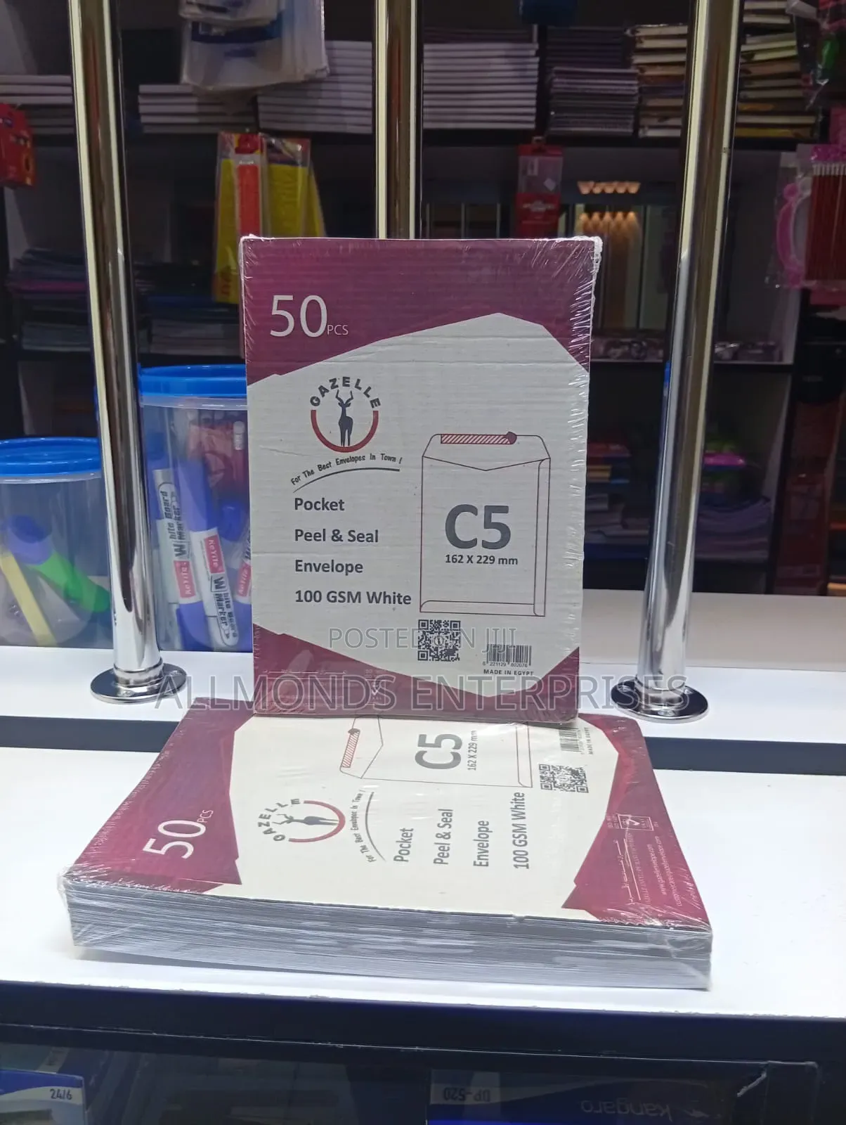 A Packet of Gazelle C5/A5 Peel Seel White Envelope- 50pcs
