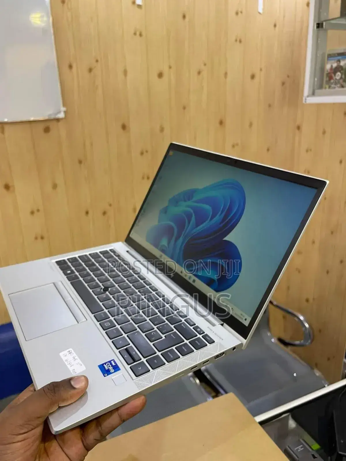 Laptop HP EliteBook 840 G8 16GB Intel Core i7 SSD 512GB