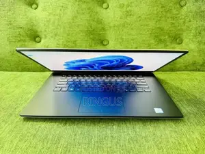 Laptop Dell Precision 15 5540 16GB Intel Core i9 SSD 512GB
