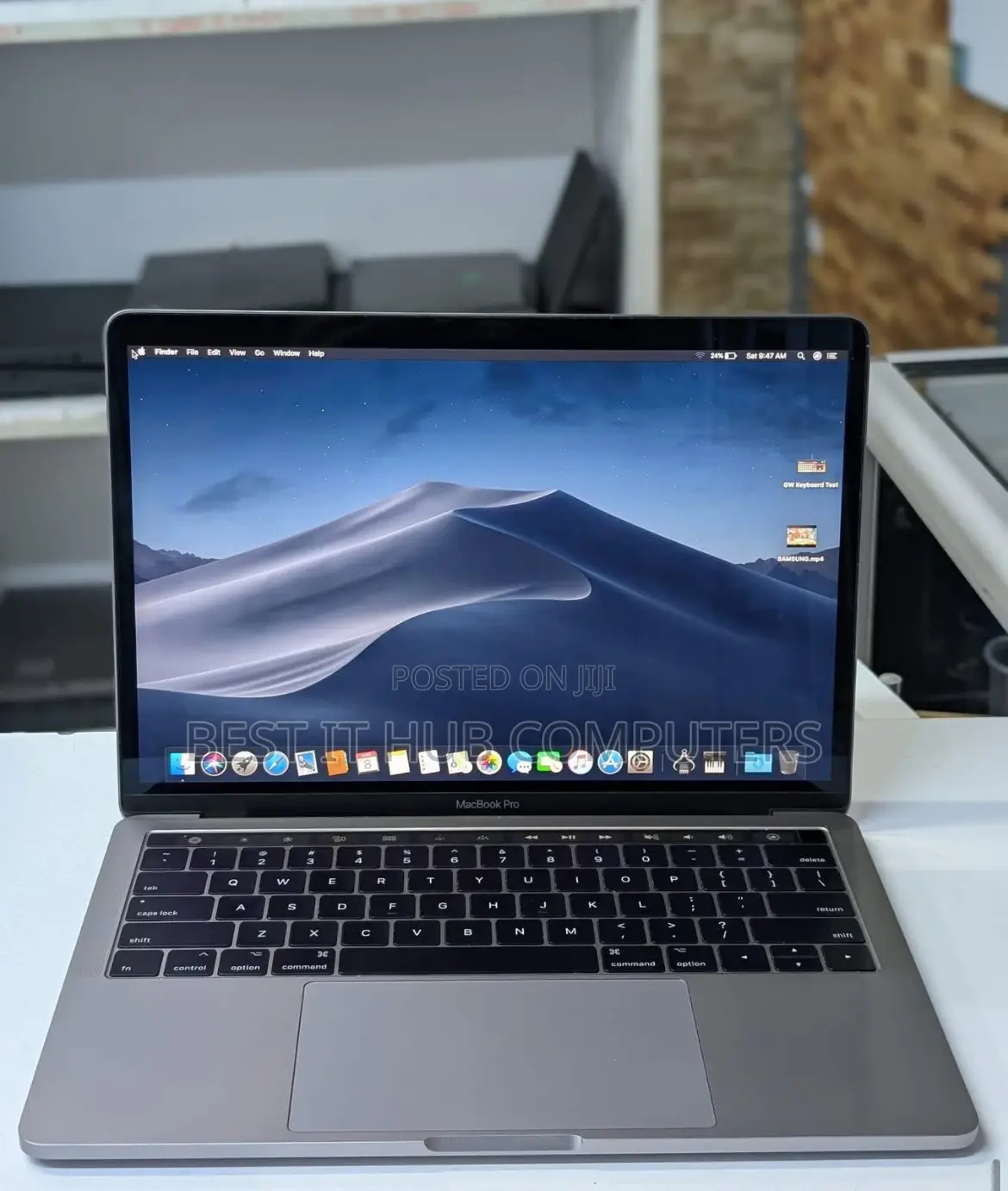 Laptop Apple MacBook Pro 2018 16GB Intel Core i7 SSD 256GB