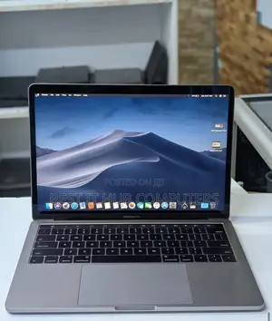 Laptop Apple MacBook Pro 2018 16GB Intel Core i7 SSD 256GB