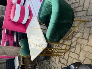 Green Set Manicure Chair With Table