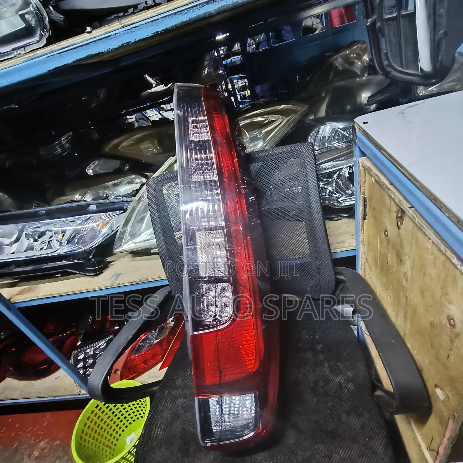 Toyota Noah 2015 Rear Lamp