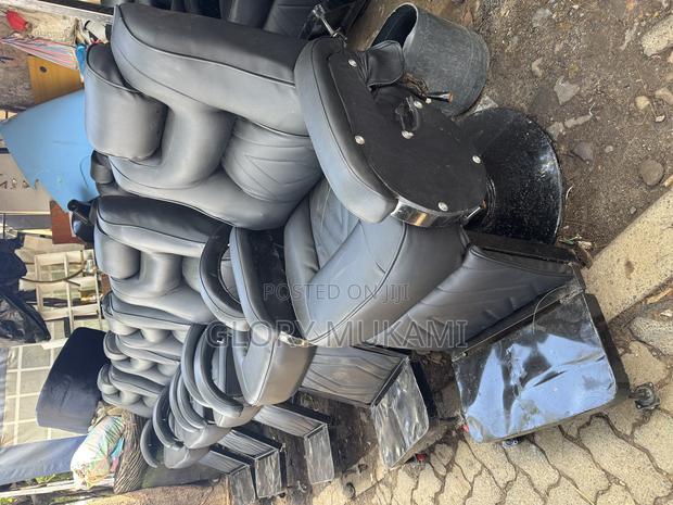 Barber Chair Kinyozi Seat - main view