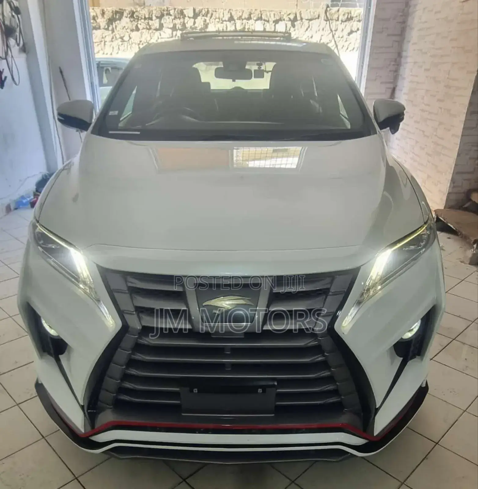 Toyota Harrier 2019 Off white