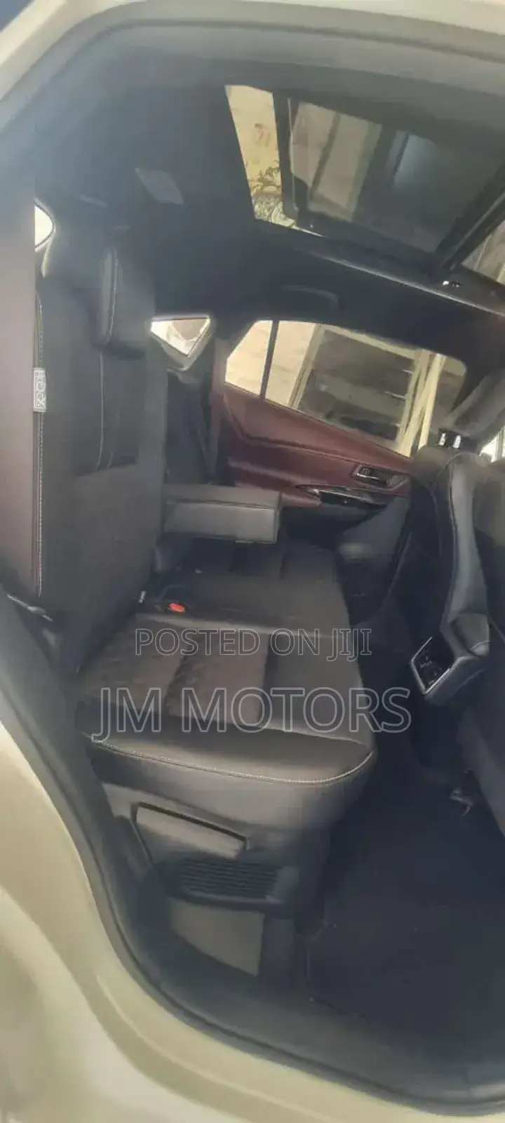 Toyota Harrier 2019 Off white
