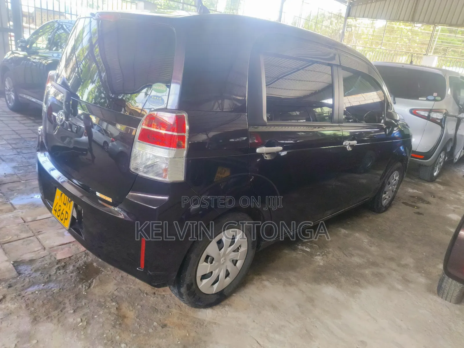 Toyota Spade 2016 Purple