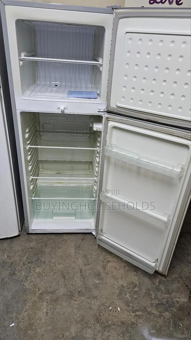 Ramtons 220l Fridge - thumbnail 4