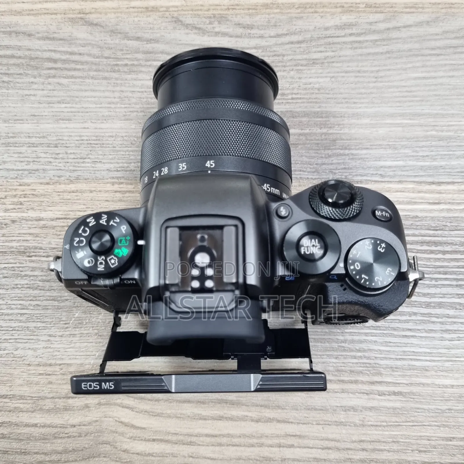 Canon Eos M5 Mirrorless Digital Camera