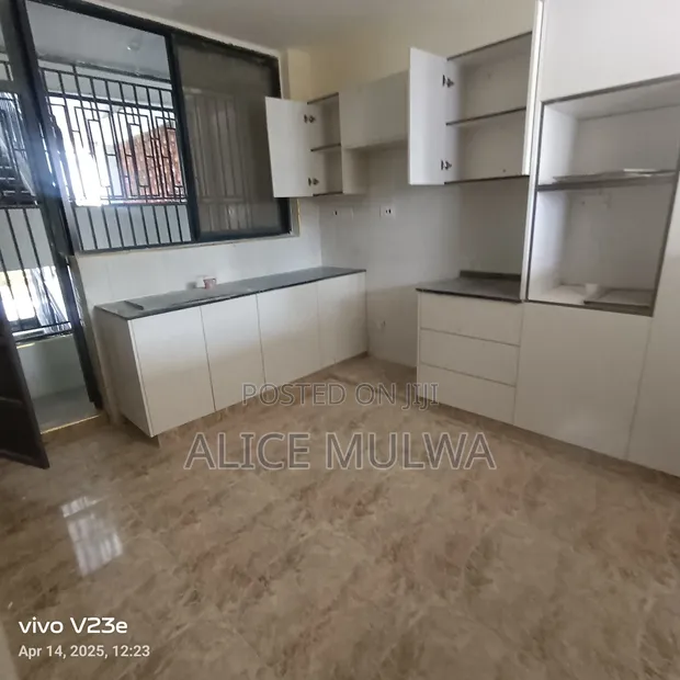3bdrm Apartment in South C for rent