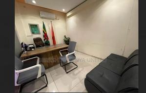 Private Executive Office With -all Inclusive - thumbnail 3
