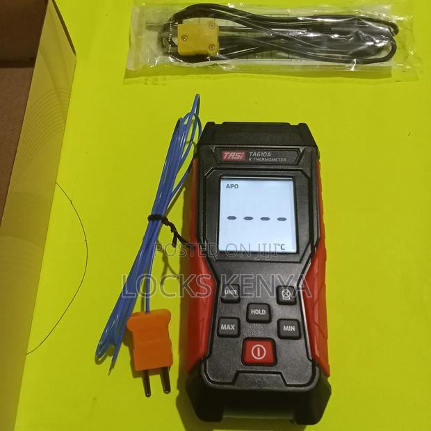 Smart Sensor Thermocouple Thermometer - main view